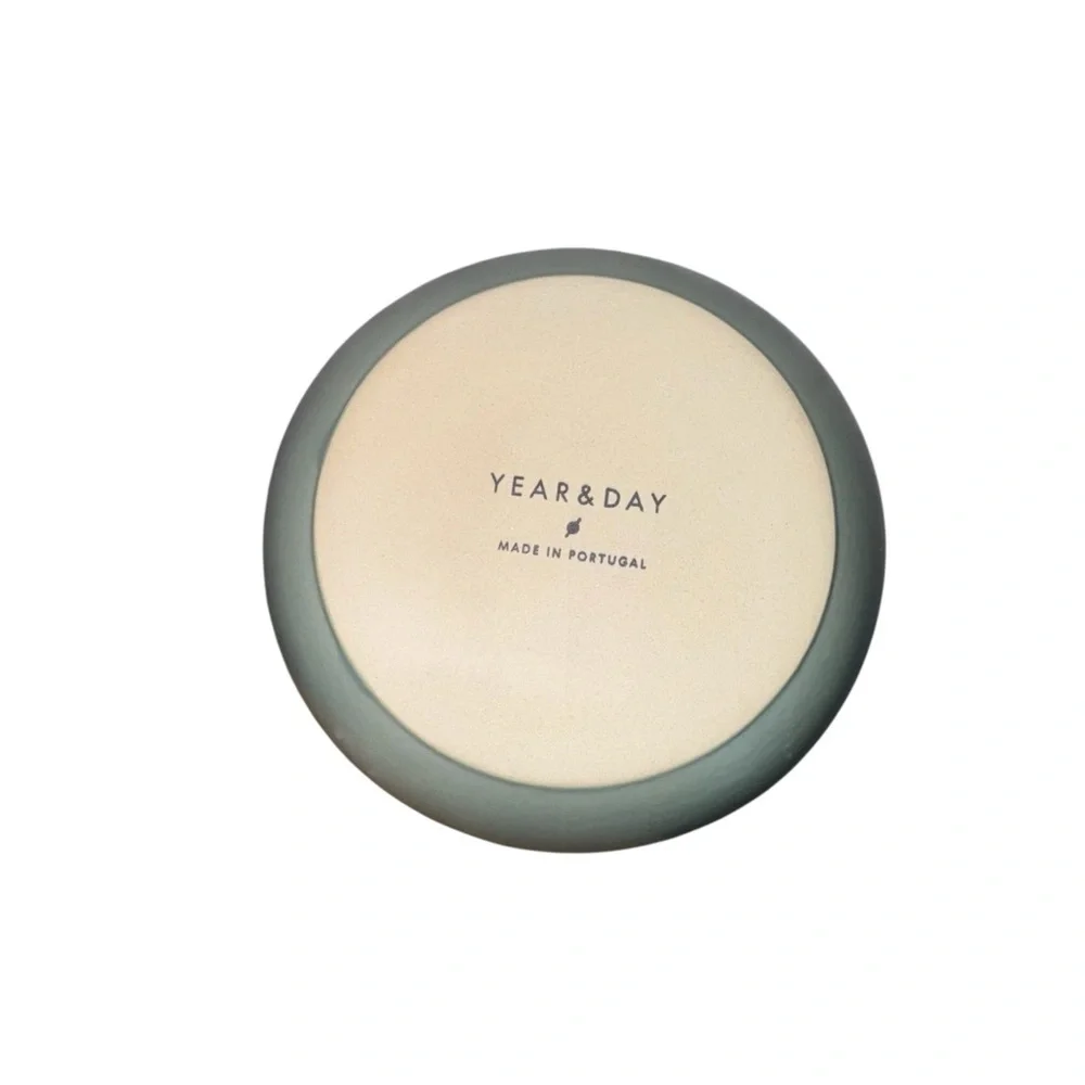Sleek Green Ceramic Salt Cellar - Picture 4 of 4